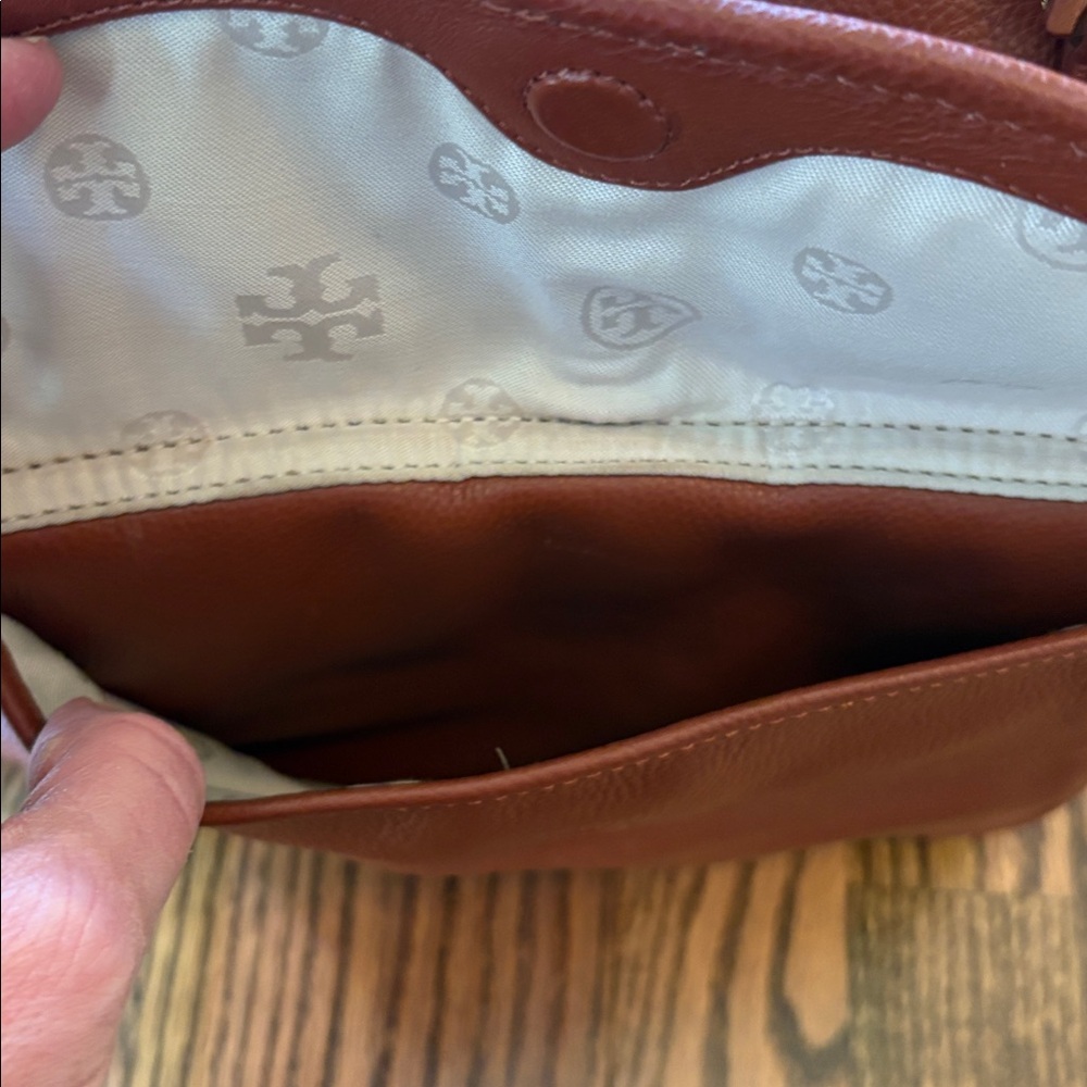 Tory Burch large brown pebbled leather shoulder bag/purse - Picture 13 of 16